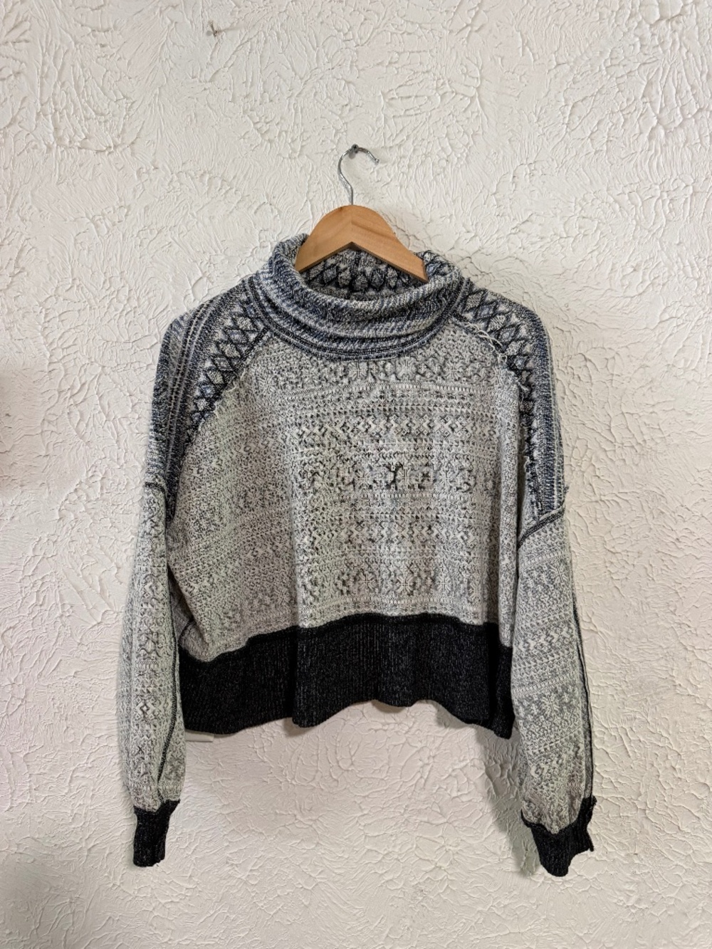 We The Free Fair Isle Turtleneck Sweater XS Gray Blue Cozy Knit
